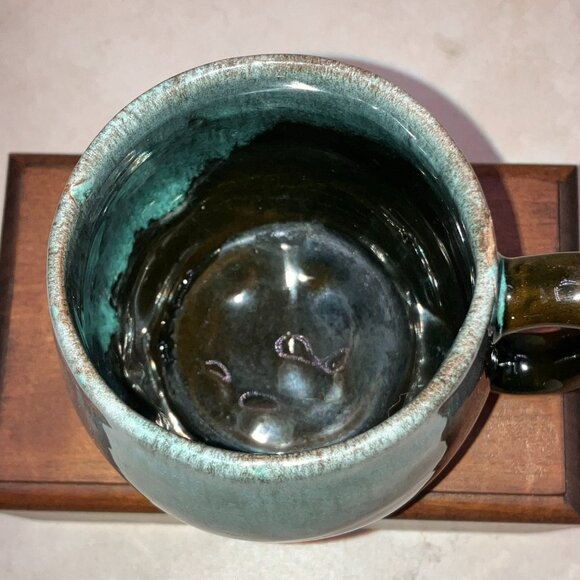 1970’s Canuck Pottery Evangeline Series Green On Black Drip Glaze Mug 8 fl oz - Picture 6 of 12